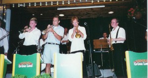 With Ronnie Gardiner at "Gröna Lund" in Stockholm. With Johan Setterlind on trumpet